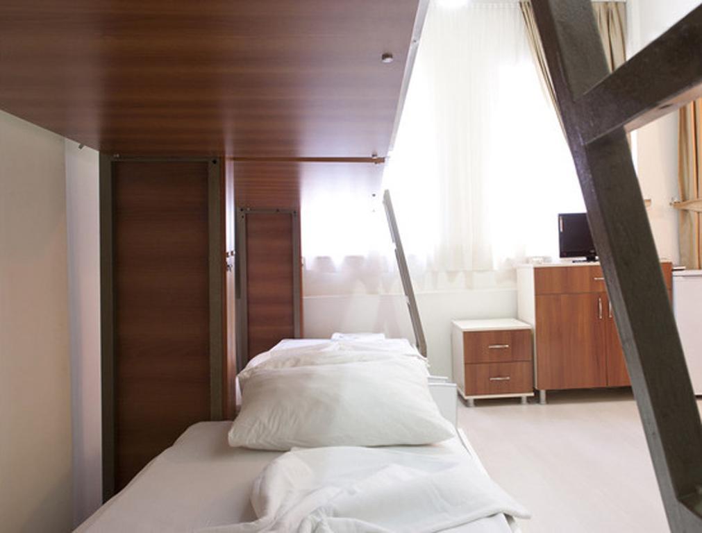 Nicoleport Hotel Istanbul Ngoại thất bức ảnh