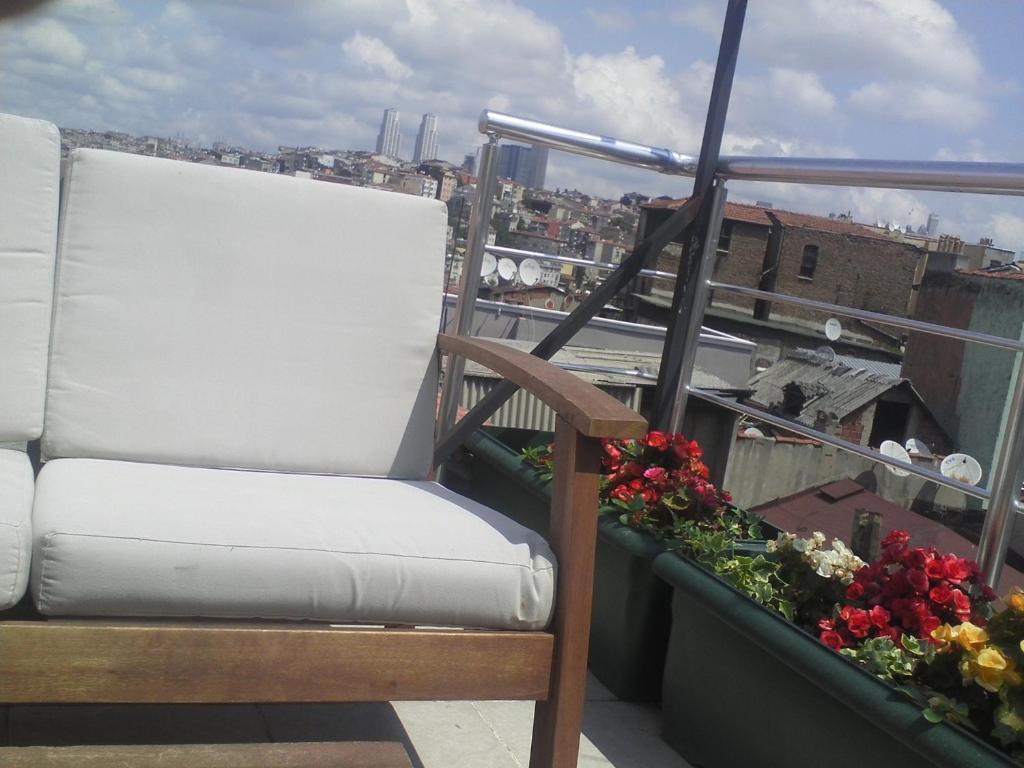 Nicoleport Hotel Istanbul Ngoại thất bức ảnh